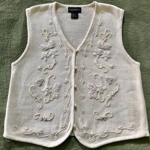 Pretty Ivory Beaded Knit Vest w/Pearl Buttons XL
